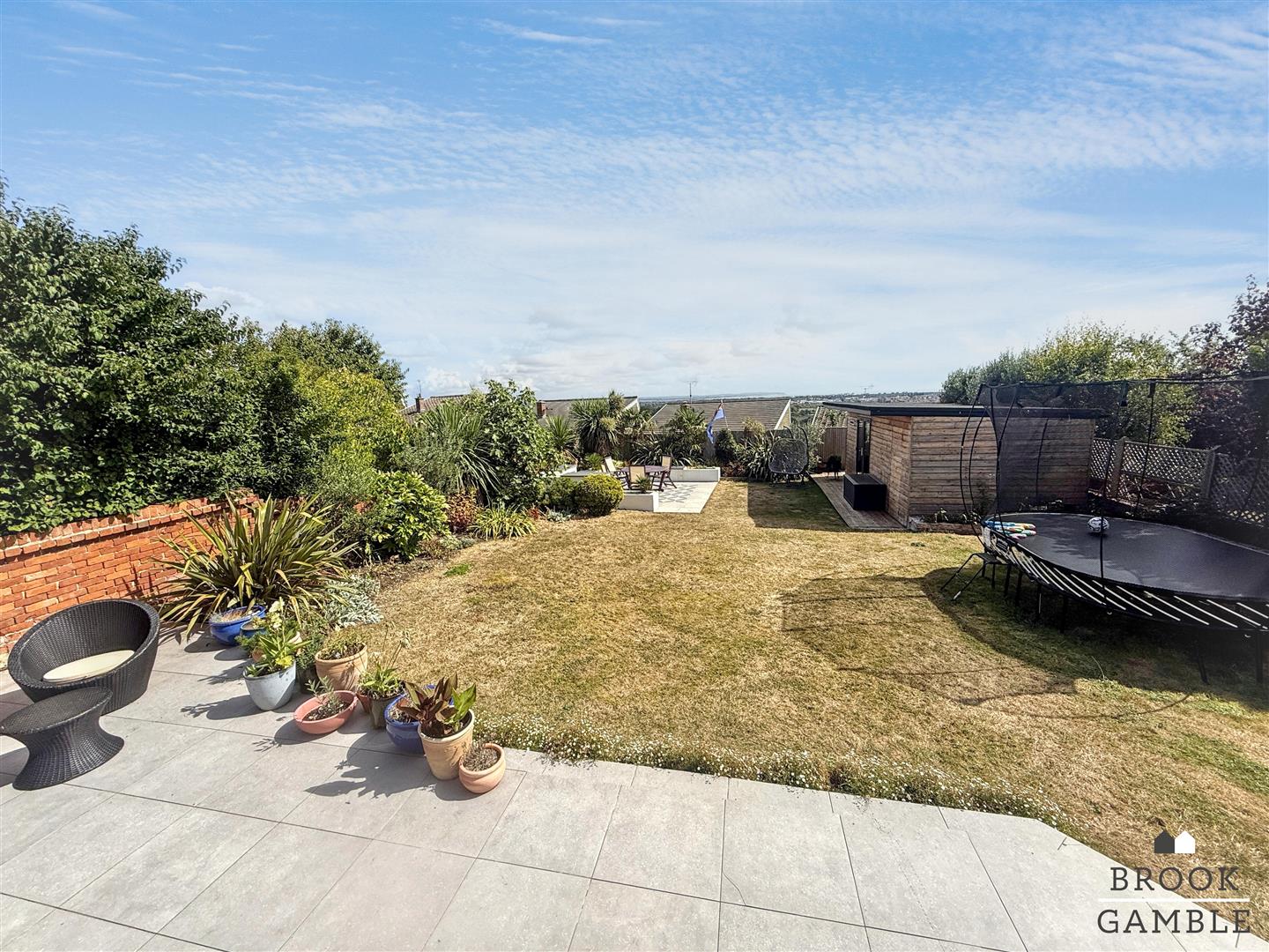 6 Bedroom House - Detached. Willingdon Road in Eastbourne,  12